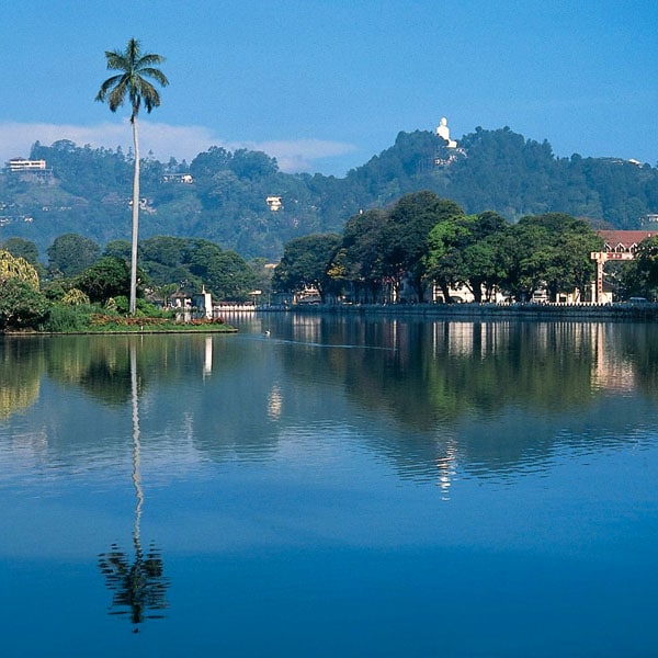 Kandy Lake